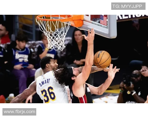 热火与尼克斯激战2012年2月24日全场回顾与精彩瞬间分析